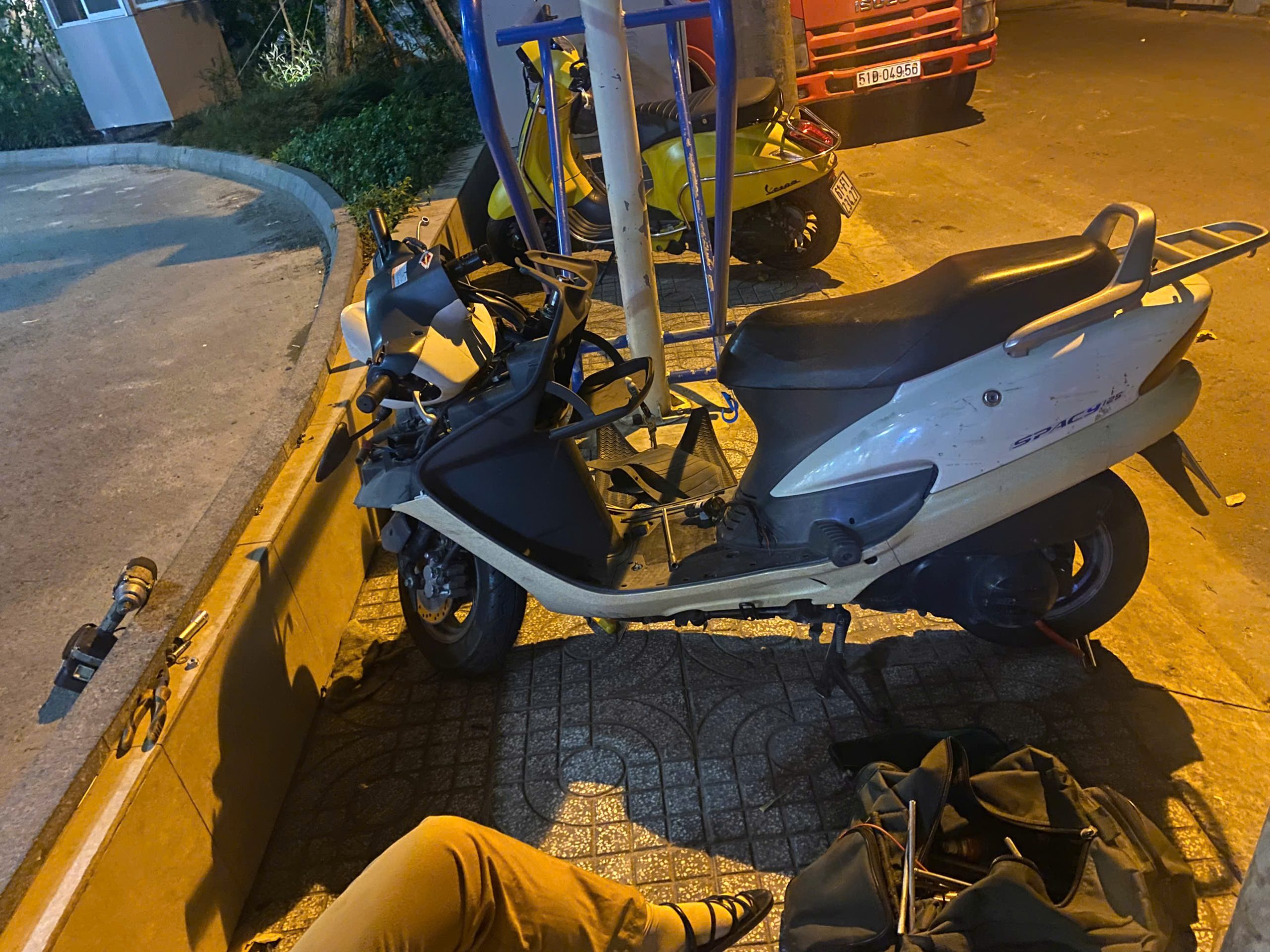 cứu hộ xe máy tại ba đình