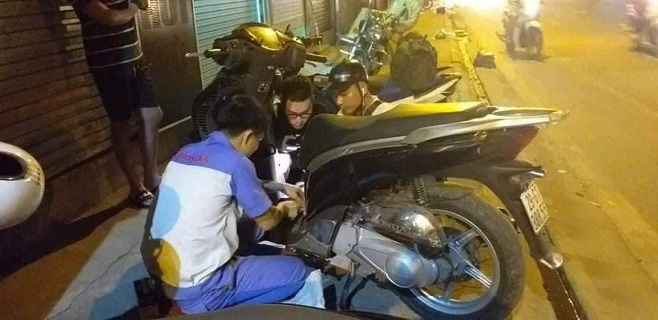 sửa xe tại hóc môn